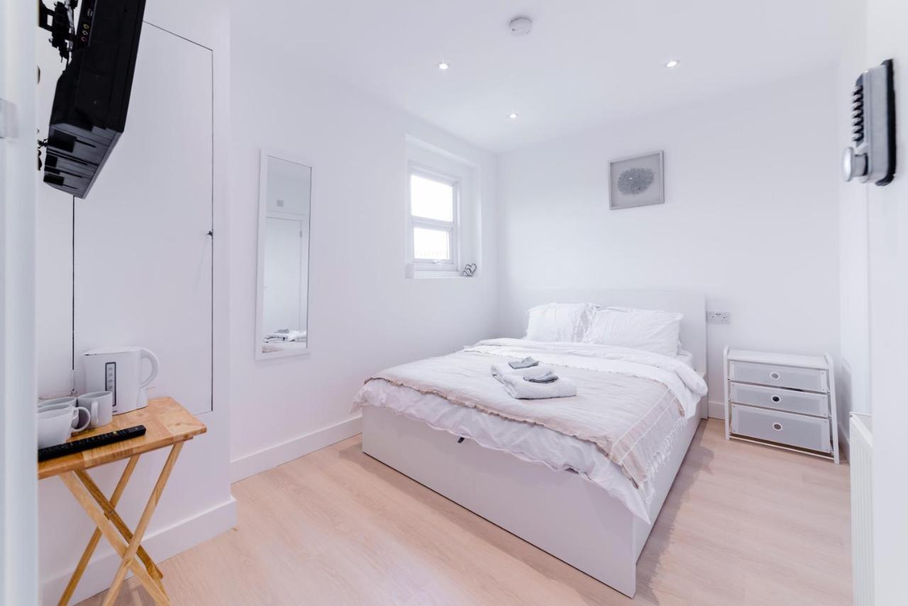 Quiet cosy rooms Harrow Exterior foto