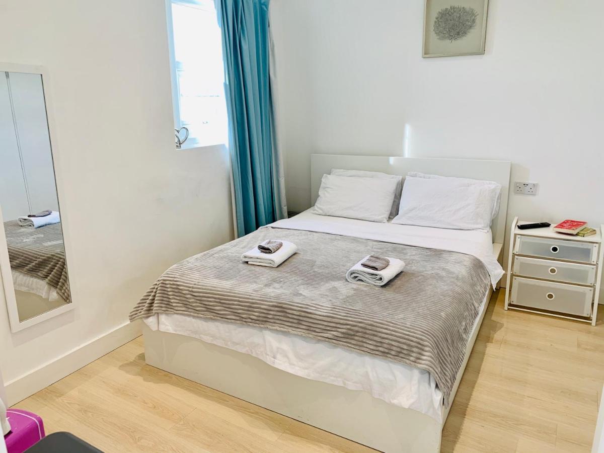 Quiet cosy rooms Harrow Exterior foto
